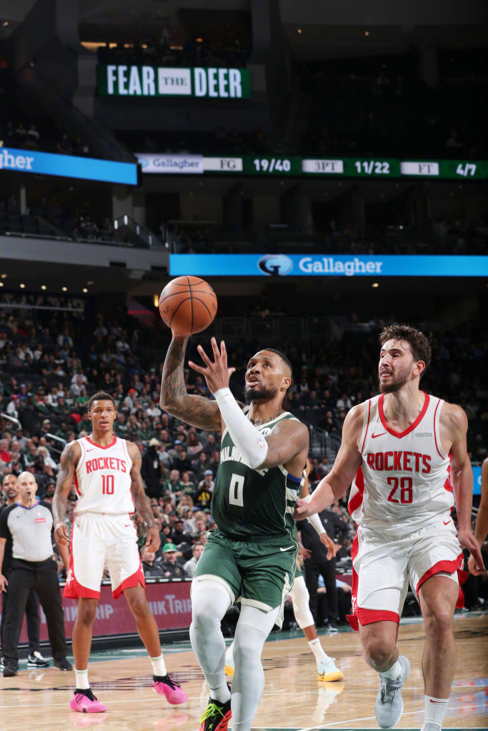 雄鹿队凭借高强度防守连胜对手