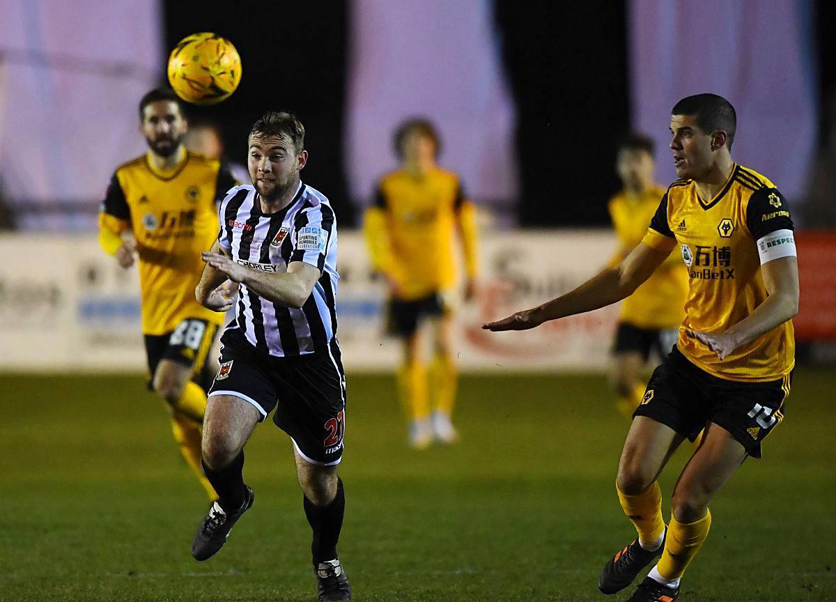 伯恩茅斯主场失利,战绩堪忧 伯恩茅斯主场失利,战绩堪忧