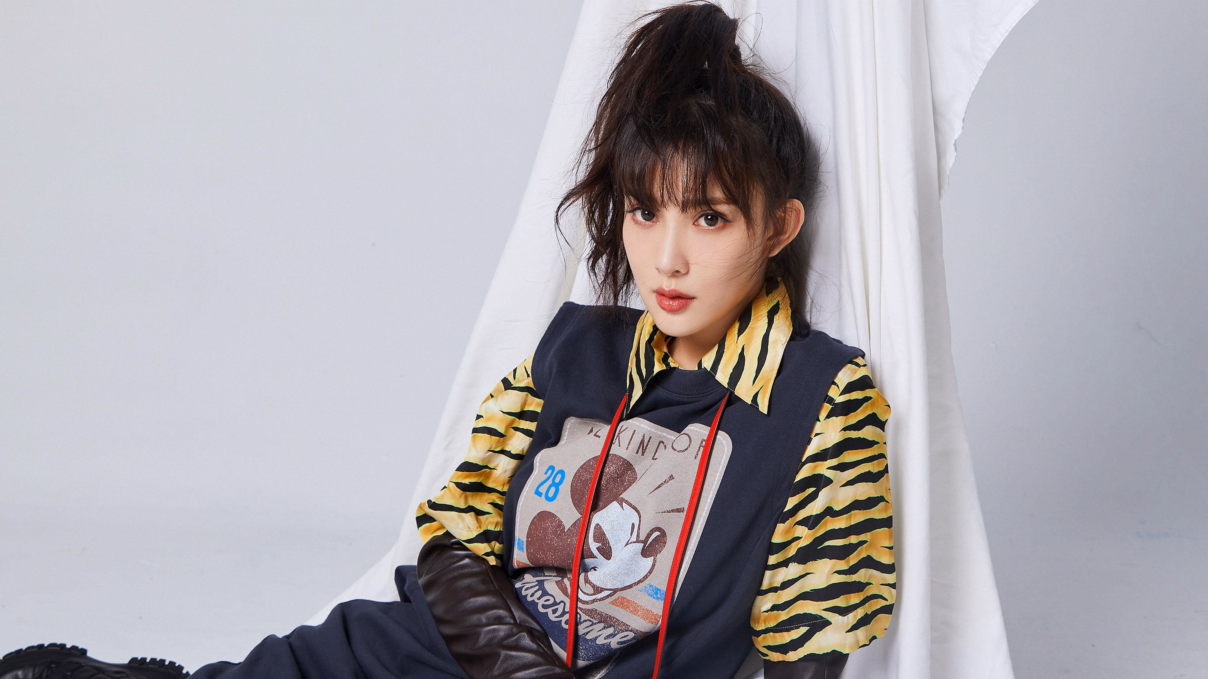 跨越时代的对决,当爱德华兹在开拓者与76人的传奇之夜加冕为王