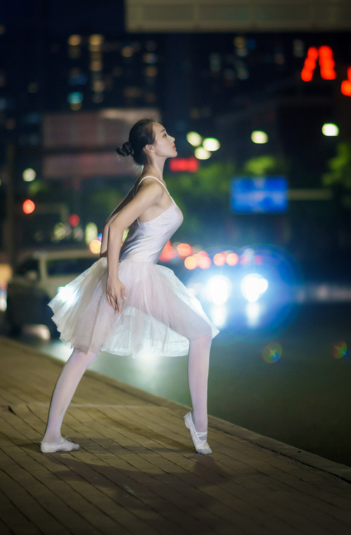 黄喜灿爆发独中两元难救主,马德里竞技4-2横扫日本旅欧军团