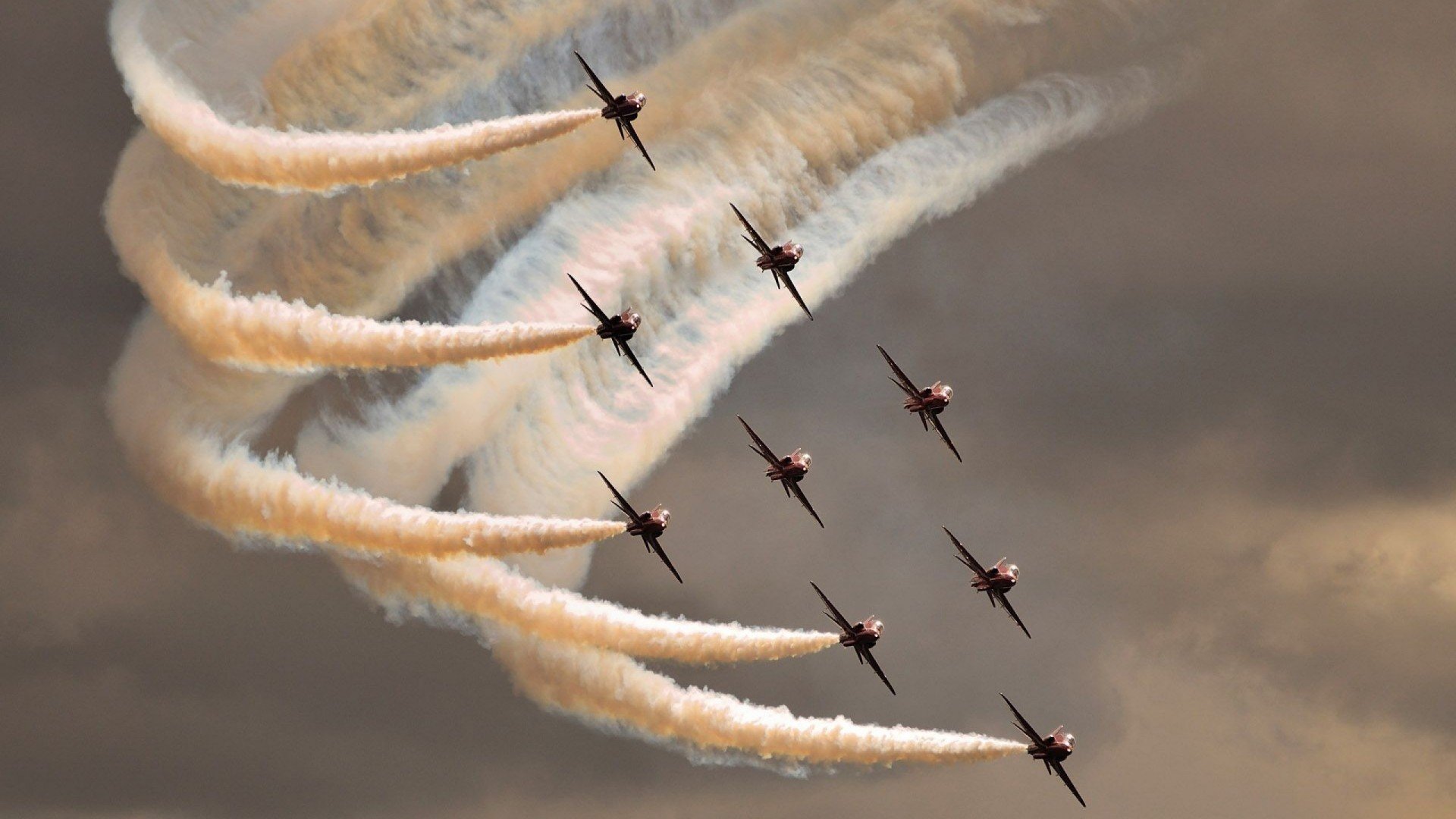 蓝调鹈鹕与雷霆交响乐，当塔图姆成为划破长夜的休止符