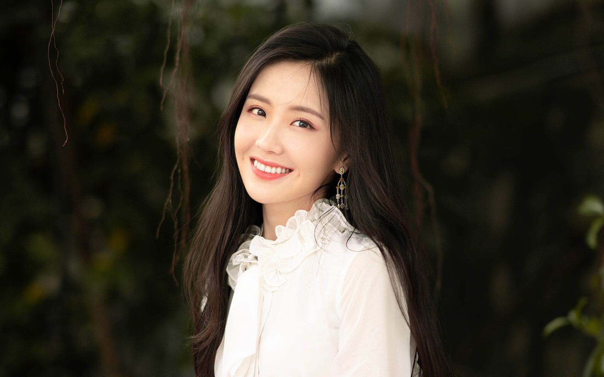 跨界奇兵！维尼修斯租借首秀闪耀，国际米兰友谊赛击溃突尼斯